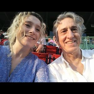 Meet your Posher, Cara